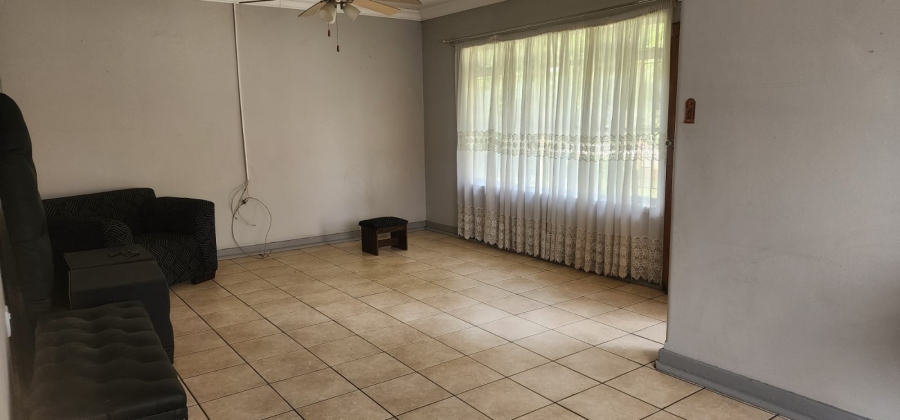 2 Bedroom Property for Sale in Vanderbijlpark CW 5 Gauteng