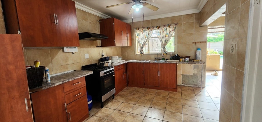 2 Bedroom Property for Sale in Vanderbijlpark CW 5 Gauteng
