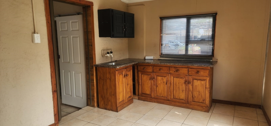 2 Bedroom Property for Sale in Vanderbijlpark CW 5 Gauteng