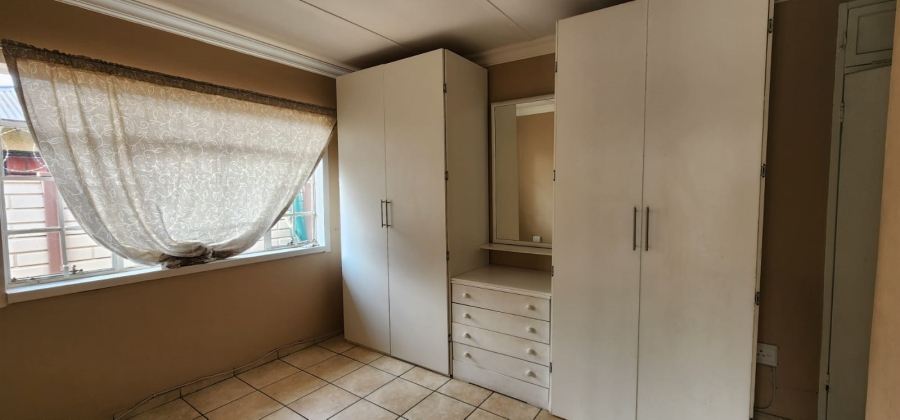 2 Bedroom Property for Sale in Vanderbijlpark CW 5 Gauteng