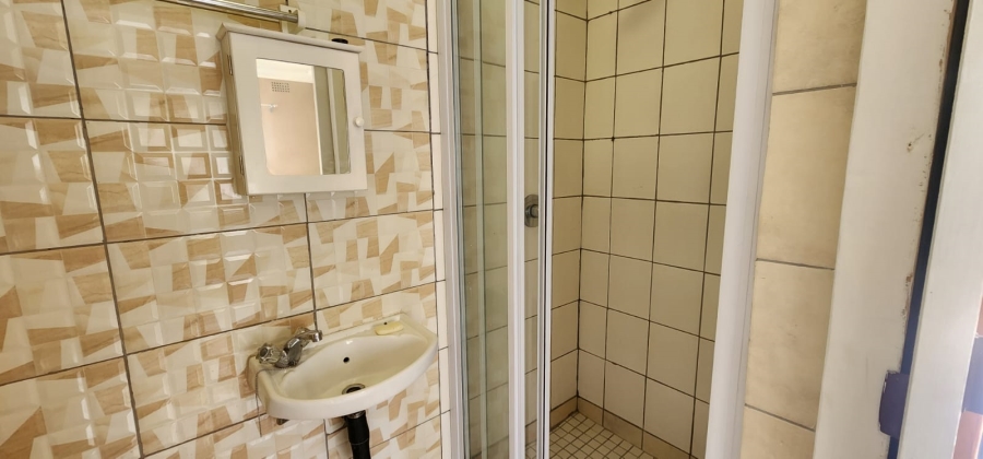 2 Bedroom Property for Sale in Vanderbijlpark CW 5 Gauteng