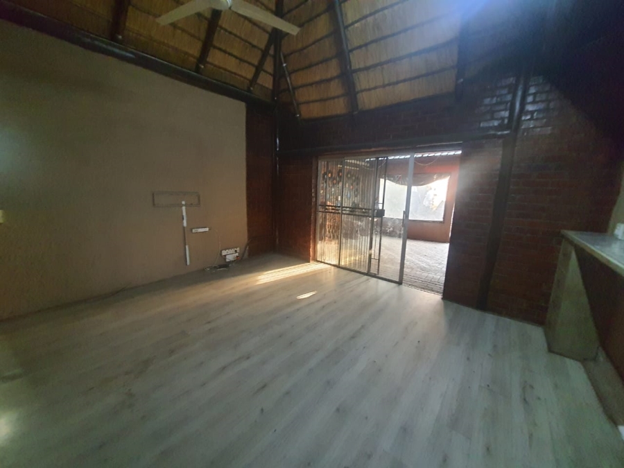 3 Bedroom Property for Sale in Vanderbijlpark CW 5 Gauteng