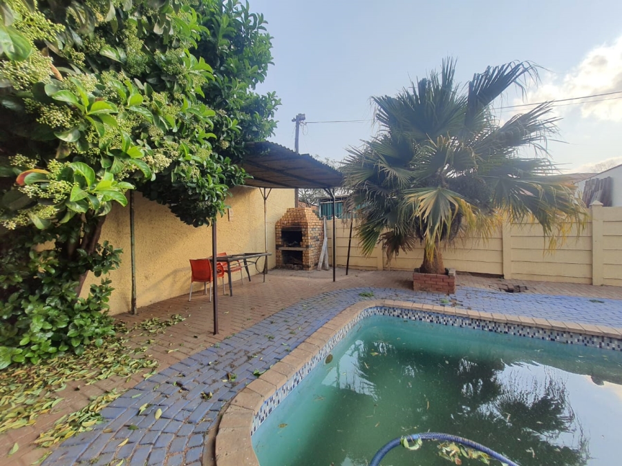3 Bedroom Property for Sale in Vanderbijlpark CW 2 Gauteng