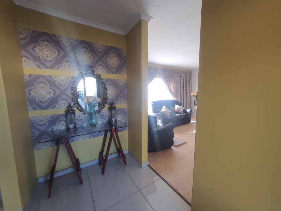 3 Bedroom Property for Sale in Vanderbijlpark CE 4 Gauteng