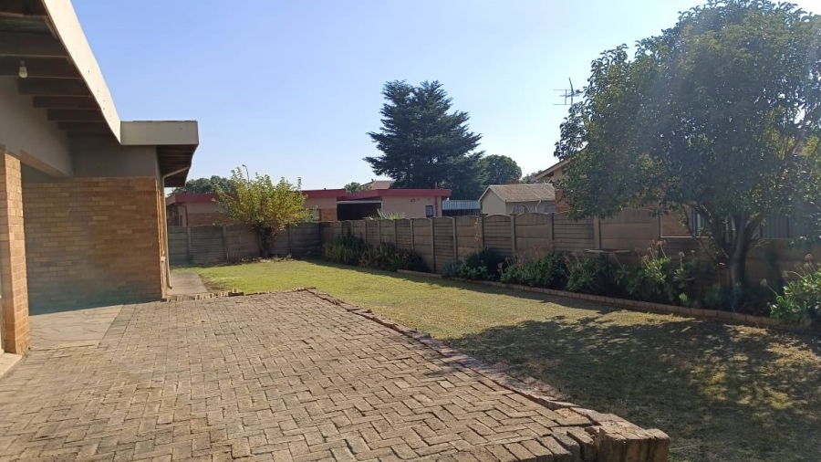 3 Bedroom Property for Sale in Vanderbijlpark CE 4 Gauteng