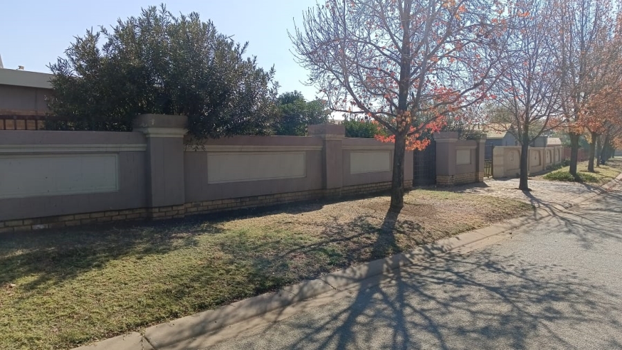 3 Bedroom Property for Sale in Vanderbijlpark CE 4 Gauteng