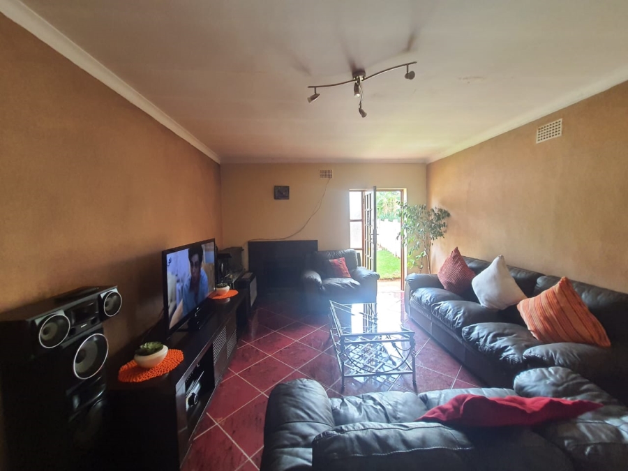 3 Bedroom Property for Sale in Vanderbijlpark Cw 6 Gauteng