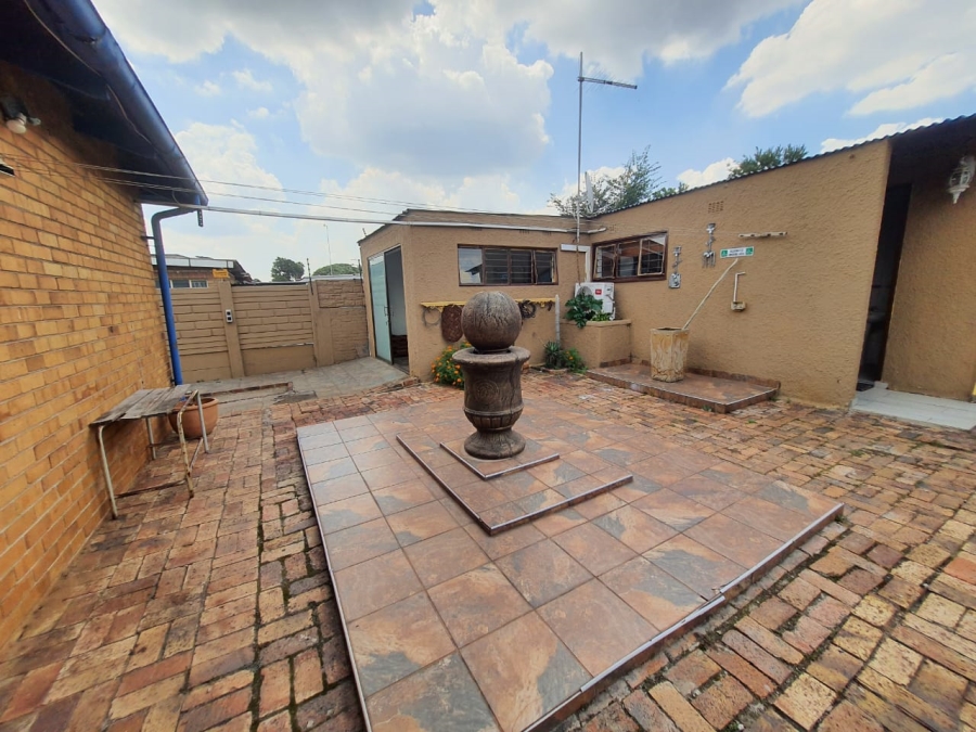 3 Bedroom Property for Sale in Vanderbijlpark CW 5 Gauteng