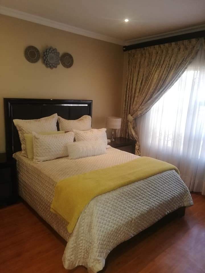 3 Bedroom Property for Sale in Vanderbijlpark CE 4 Gauteng