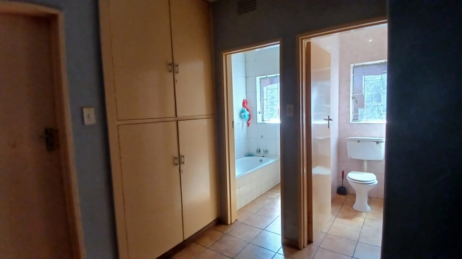 8 Bedroom Property for Sale in Vanderbijlpark CE 3 Gauteng