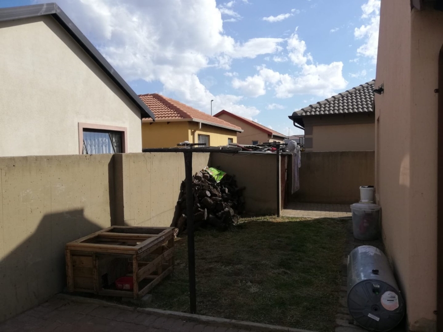 2 Bedroom Property for Sale in Vanderbijlpark CE 4 Gauteng