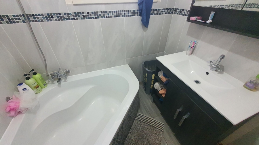 3 Bedroom Property for Sale in Vanderbijlpark CW 3 Gauteng
