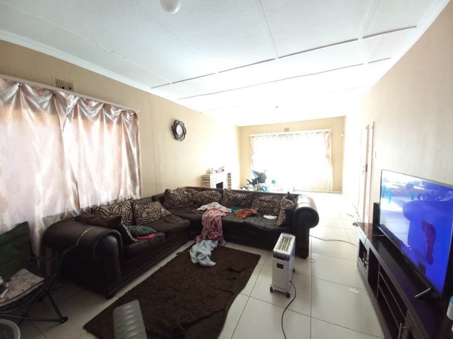 3 Bedroom Property for Sale in Vanderbijlpark Cw 6 Gauteng