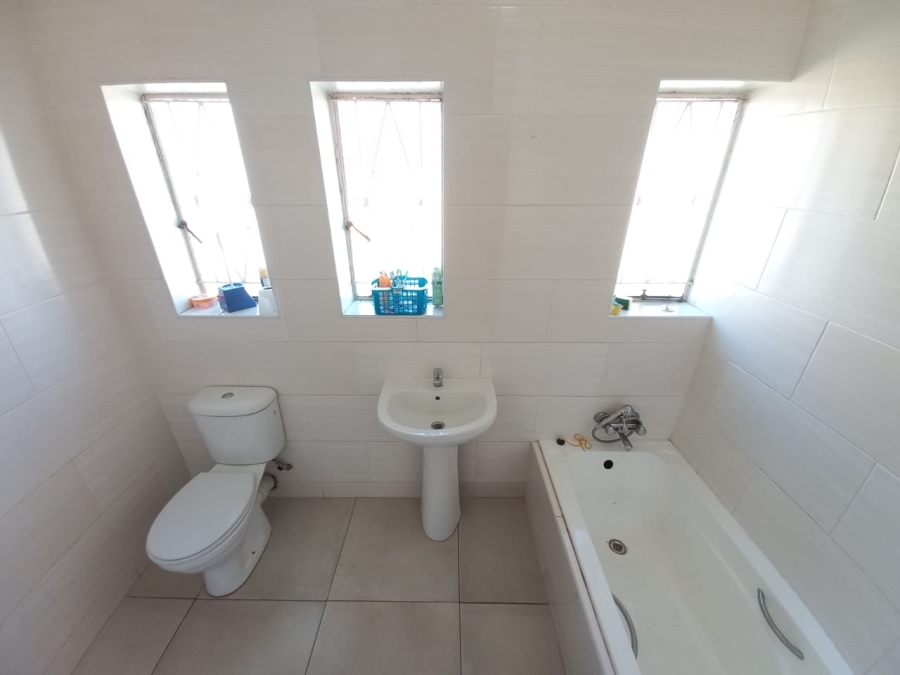 3 Bedroom Property for Sale in Vanderbijlpark Cw 6 Gauteng