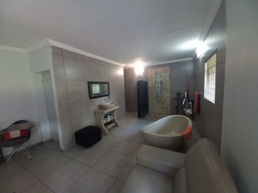3 Bedroom Property for Sale in Vanderbijlpark CW 1 Gauteng