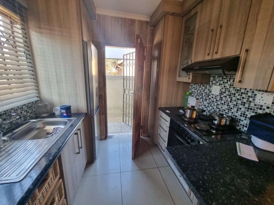 2 Bedroom Property for Sale in Vanderbijlpark CE 4 Gauteng