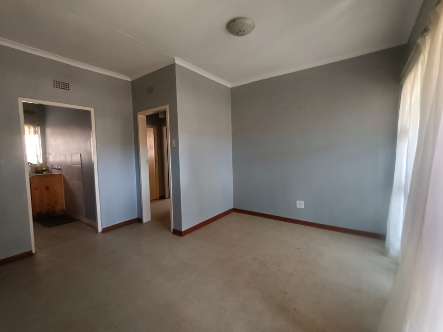 2 Bedroom Property for Sale in Vanderbijlpark CW 3 Gauteng