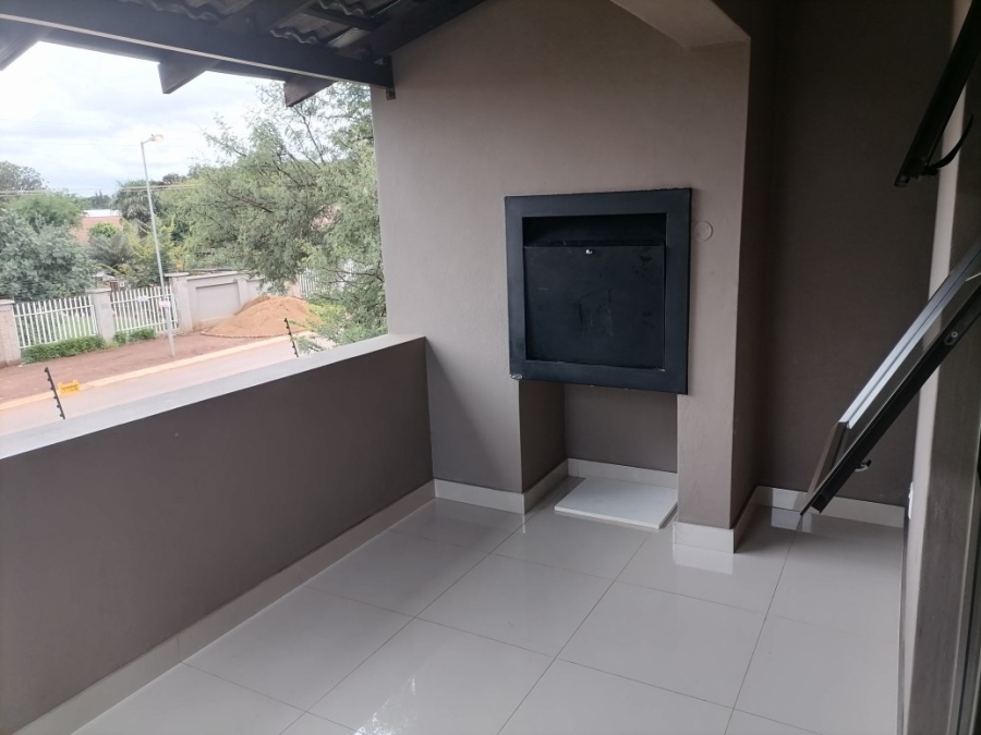 2 Bedroom Property for Sale in Montana Gauteng