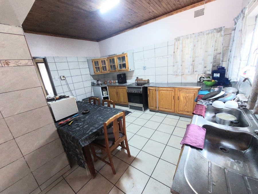 4 Bedroom Property for Sale in Pretoria Gardens Gauteng