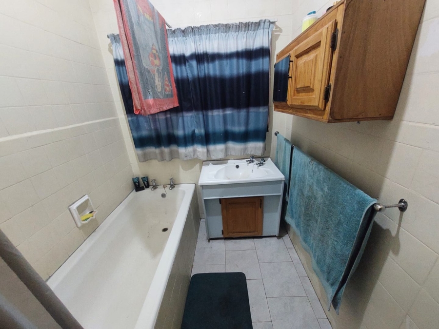 4 Bedroom Property for Sale in Pretoria Gardens Gauteng