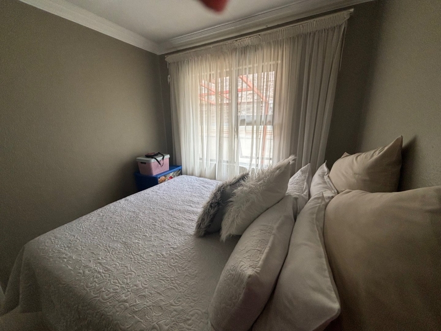 4 Bedroom Property for Sale in Kagiso Gauteng