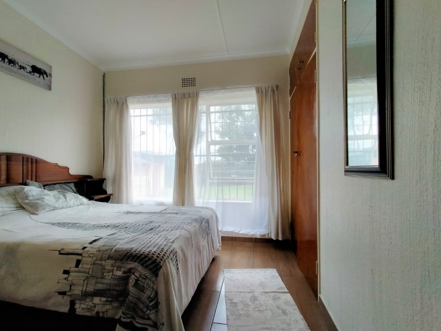 3 Bedroom Property for Sale in Greenhills Gauteng