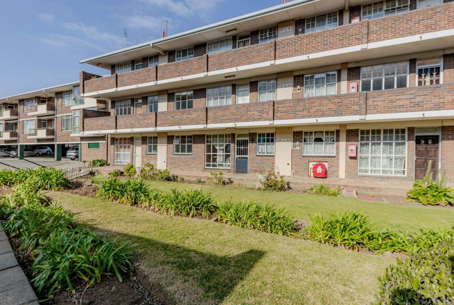 2 Bedroom Property for Sale in Florida Gauteng