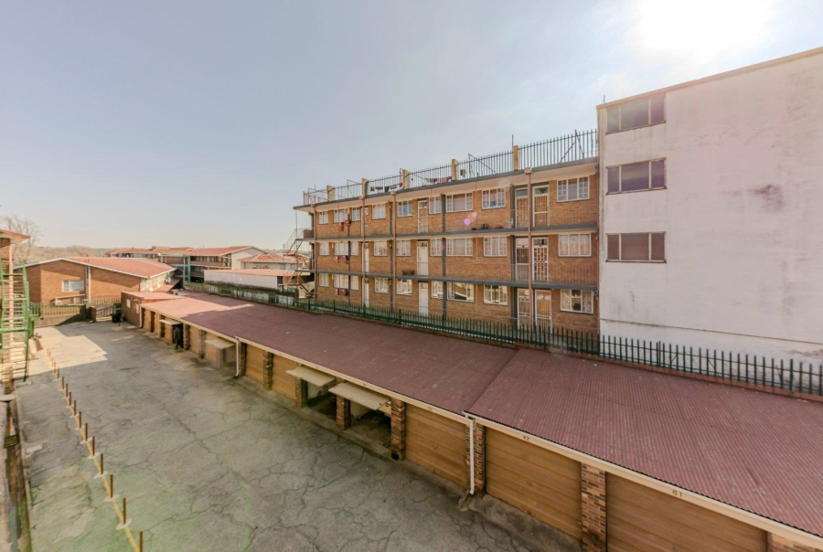 2 Bedroom Property for Sale in Florida Gauteng