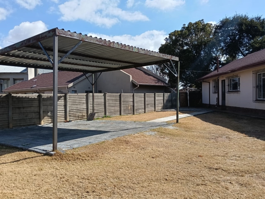 3 Bedroom Property for Sale in Greenhills Gauteng