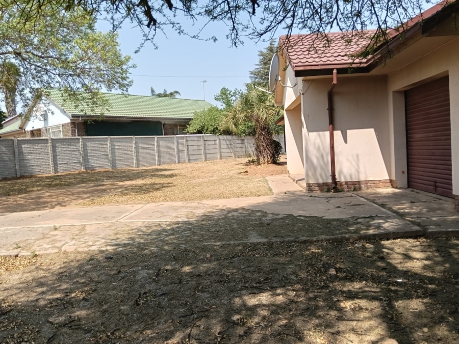 3 Bedroom Property for Sale in Greenhills Gauteng
