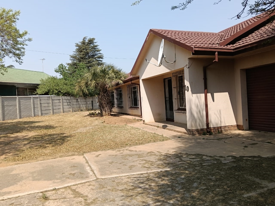 3 Bedroom Property for Sale in Greenhills Gauteng