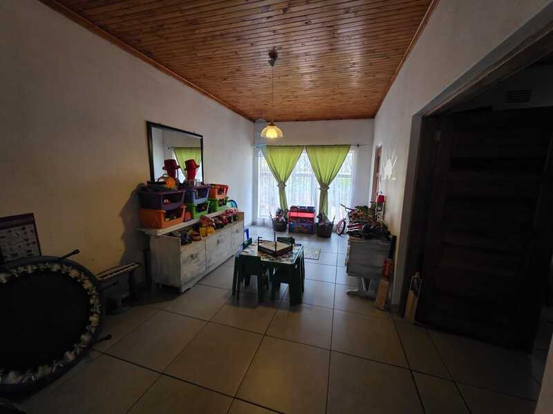 4 Bedroom Property for Sale in Vanderbijlpark CW 2 Gauteng