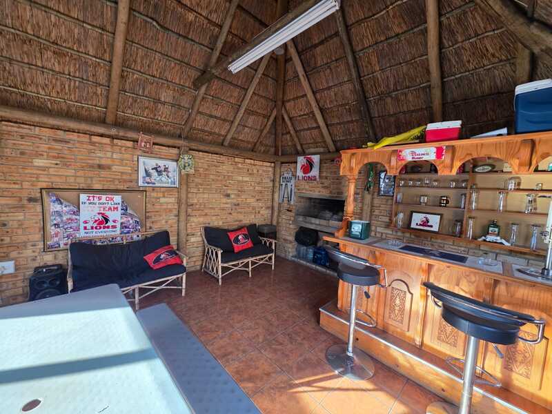 4 Bedroom Property for Sale in Vanderbijlpark CW 2 Gauteng
