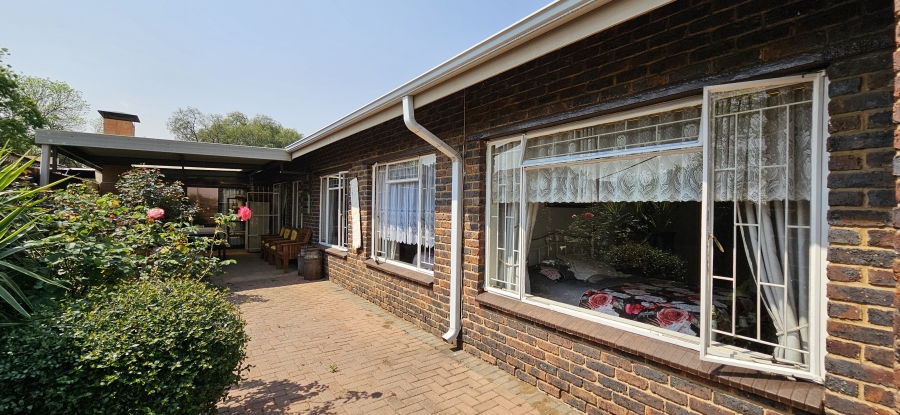 3 Bedroom Property for Sale in Three Rivers Gauteng