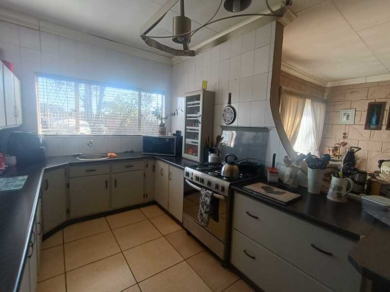 3 Bedroom Property for Sale in Bonanne Gauteng