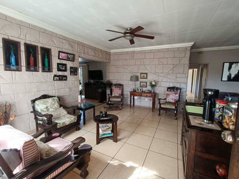 3 Bedroom Property for Sale in Bonanne Gauteng
