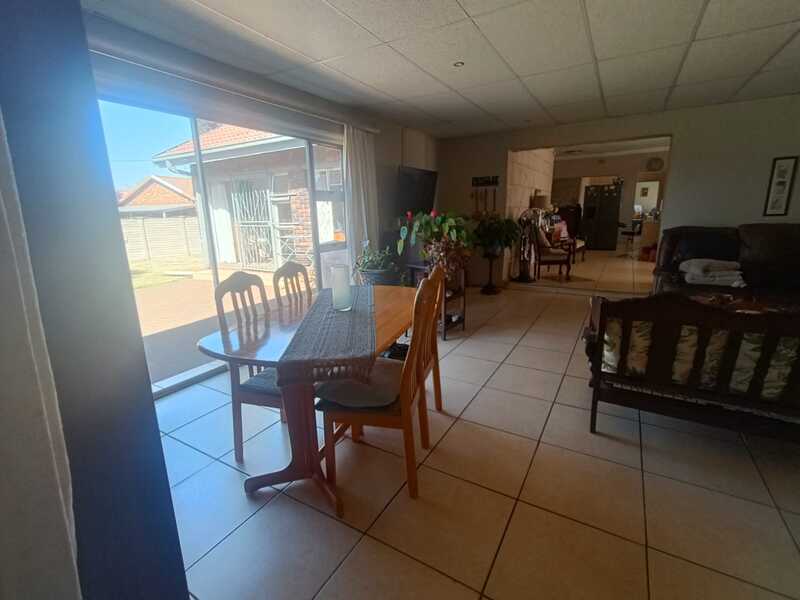 3 Bedroom Property for Sale in Bonanne Gauteng