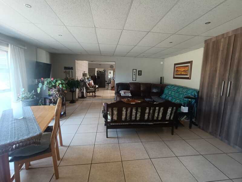 3 Bedroom Property for Sale in Bonanne Gauteng