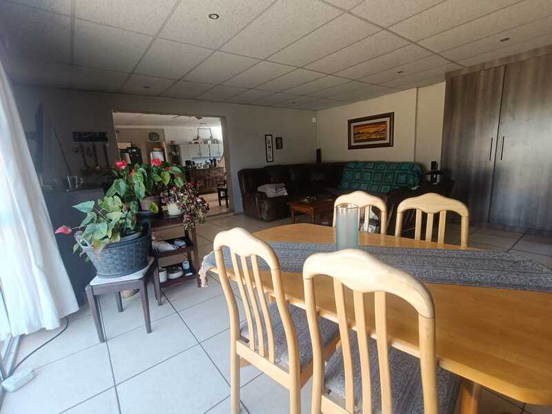 3 Bedroom Property for Sale in Bonanne Gauteng
