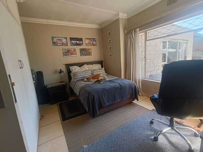 3 Bedroom Property for Sale in Bonanne Gauteng