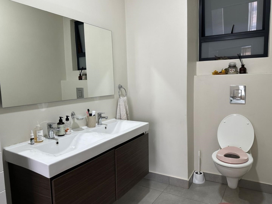 2 Bedroom Property for Sale in Kensington Gauteng