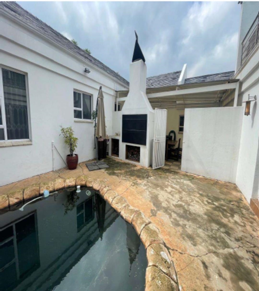 4 Bedroom Property for Sale in Westdene Gauteng