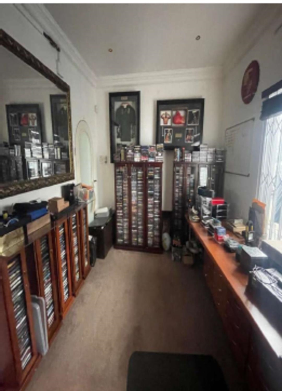 4 Bedroom Property for Sale in Westdene Gauteng