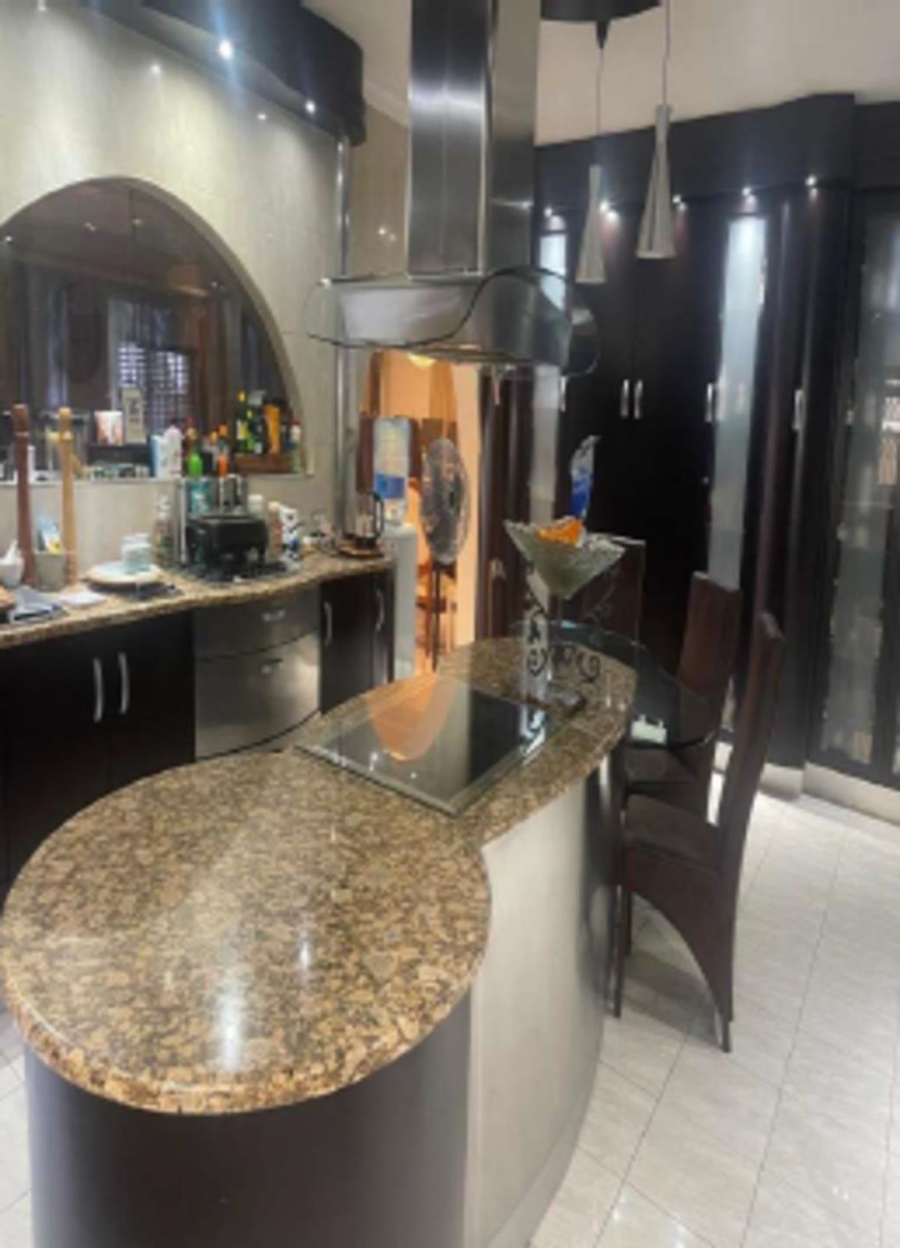 4 Bedroom Property for Sale in Westdene Gauteng
