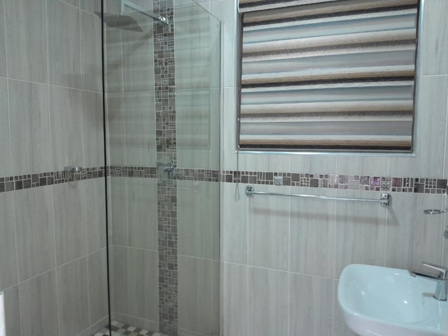 2 Bedroom Property for Sale in Benoni Central Gauteng