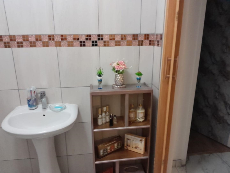 4 Bedroom Property for Sale in Benoni Central Gauteng