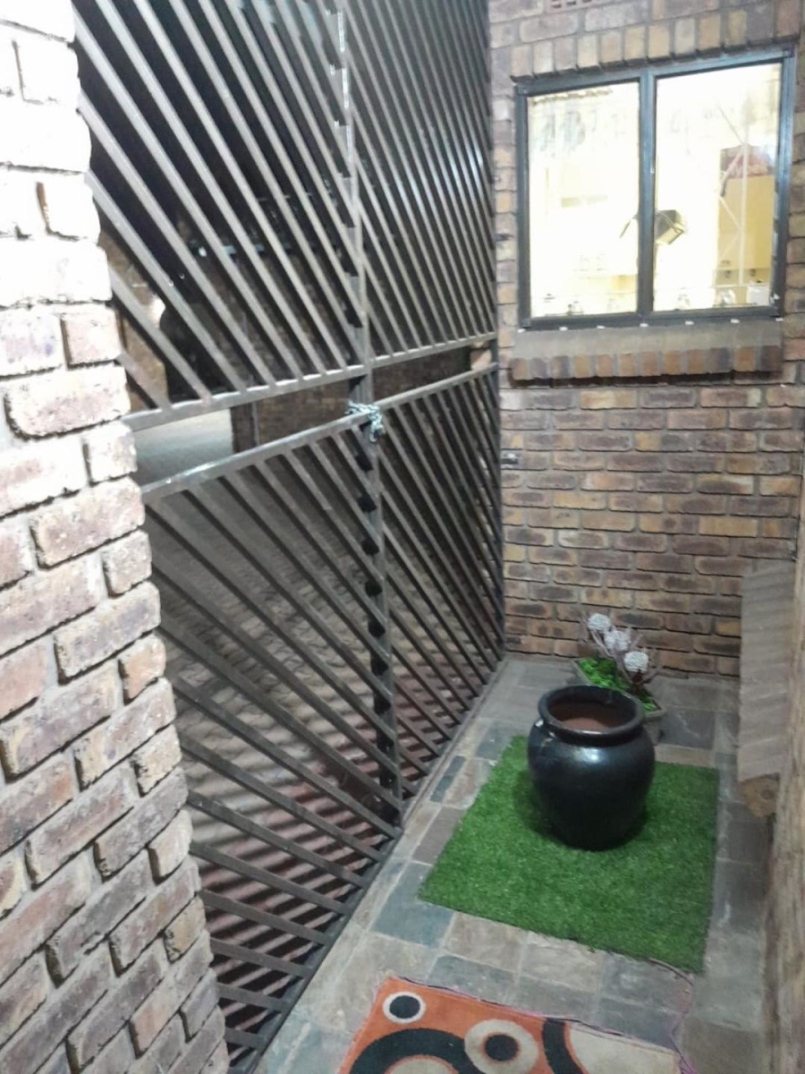 4 Bedroom Property for Sale in Benoni Central Gauteng