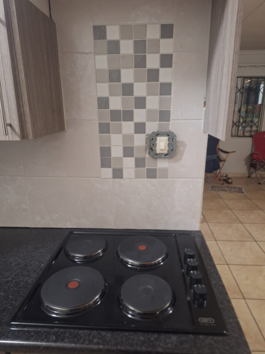 To Let 0 Bedroom Property for Rent in Windmill Park Gauteng