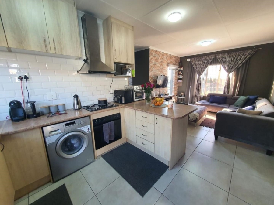 2 Bedroom Property for Sale in Clearwater Estate Gauteng