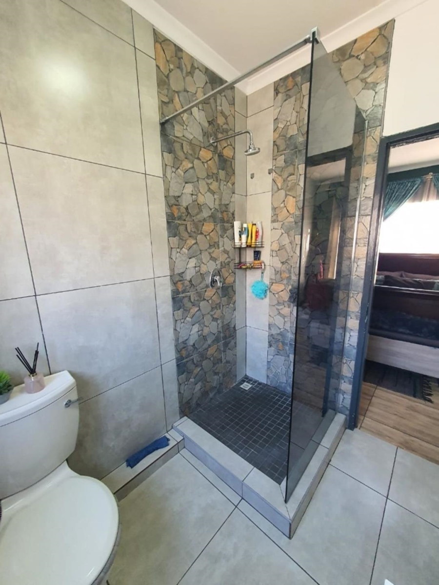 2 Bedroom Property for Sale in Clearwater Estate Gauteng